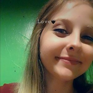 Meet your Posher, Skylar